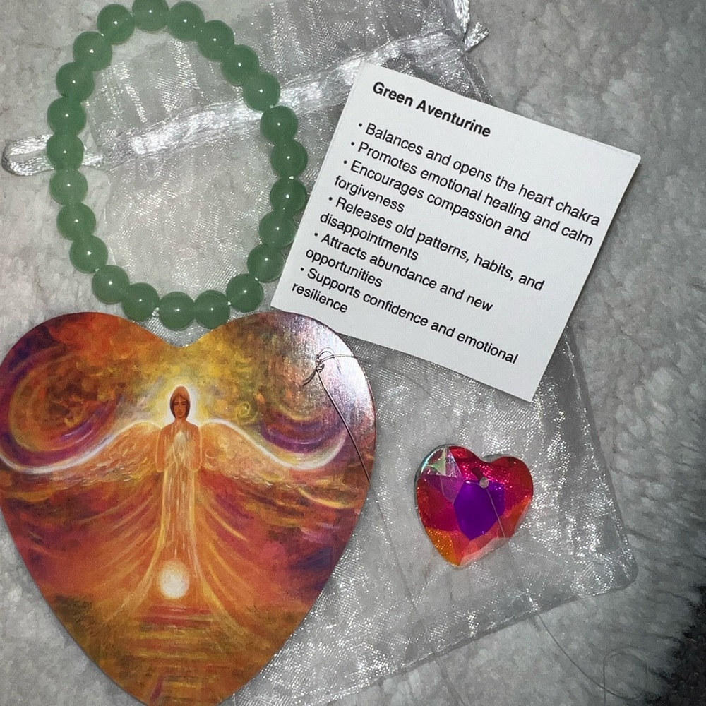 Green Aventurine Bracelet with Angel Heart sun catcher